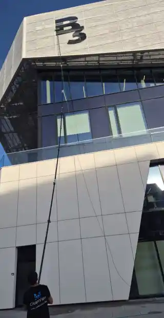 Window & Chassis Cleaning